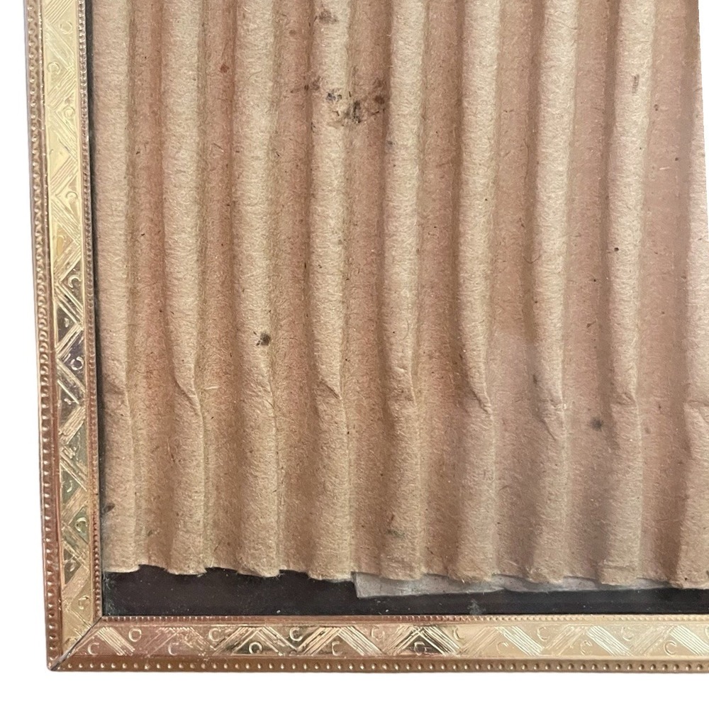 Vtg Gold Brass Mid Century Modern 8x10 Picture Frame Ornate Etched Free Standing